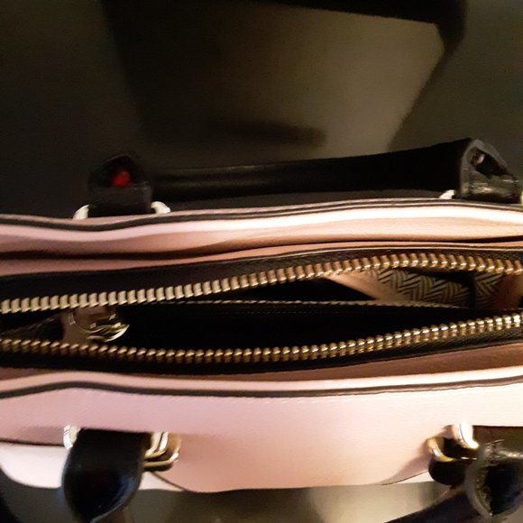 Steve Madden Purse - Picture 6 of 9